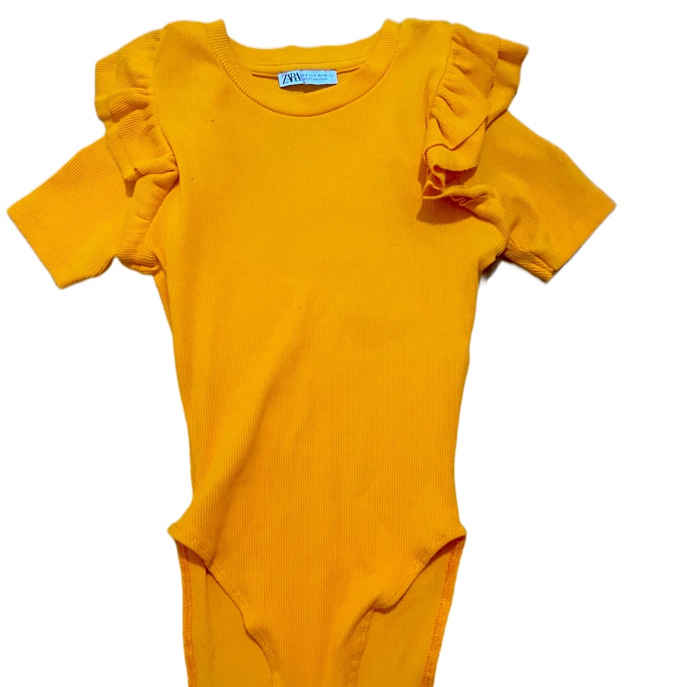 ZARA Orange Bodysuit Ruffle Sleeve Ribbed Material